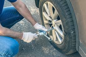Flat Tire Recovery Service in Dudley by Cheapest Car Recovery available 24/7.